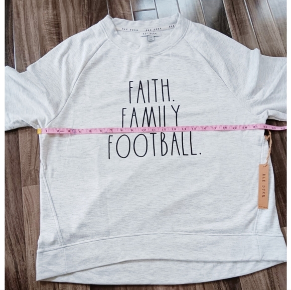 NWT Rae Dunn Faith Family Football Fall Raglan Lightweight Sweatshirt L 🍁 - Picture 4 of 10